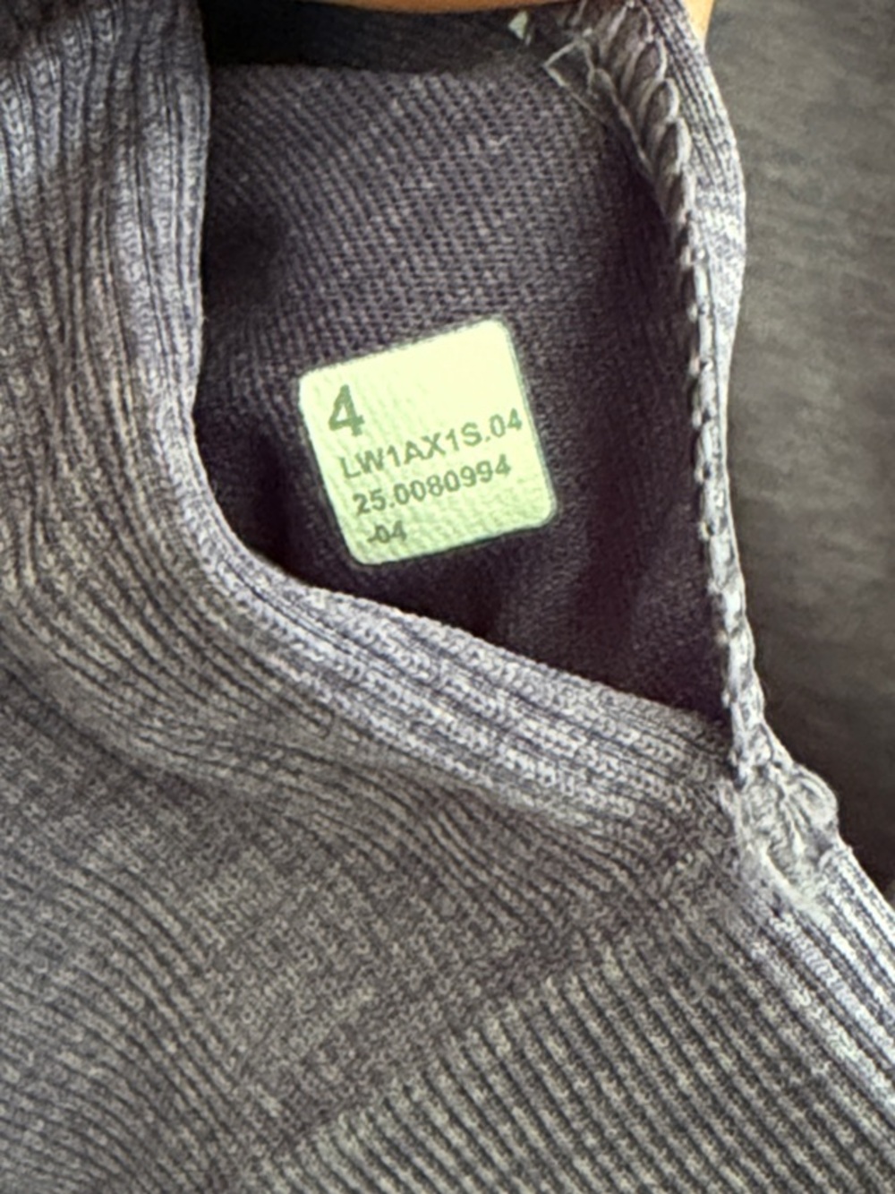 NWOT - Lululemon Ebb to the Street Tank Top - Grape mist - size 4 - Picture 8 of 9